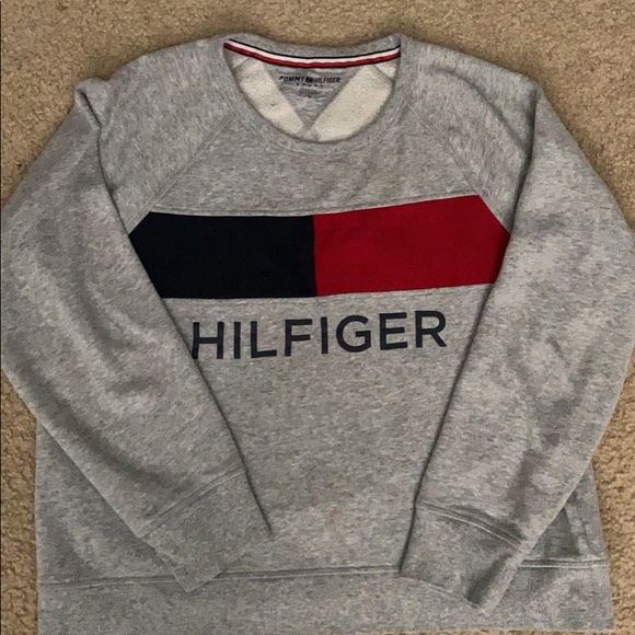 Tommy Hiliger Crewneck - Picture 1 of 1